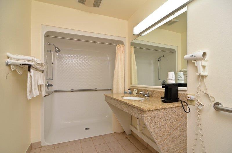Best Western Regency Inn & Suites Gonzales Номер фото