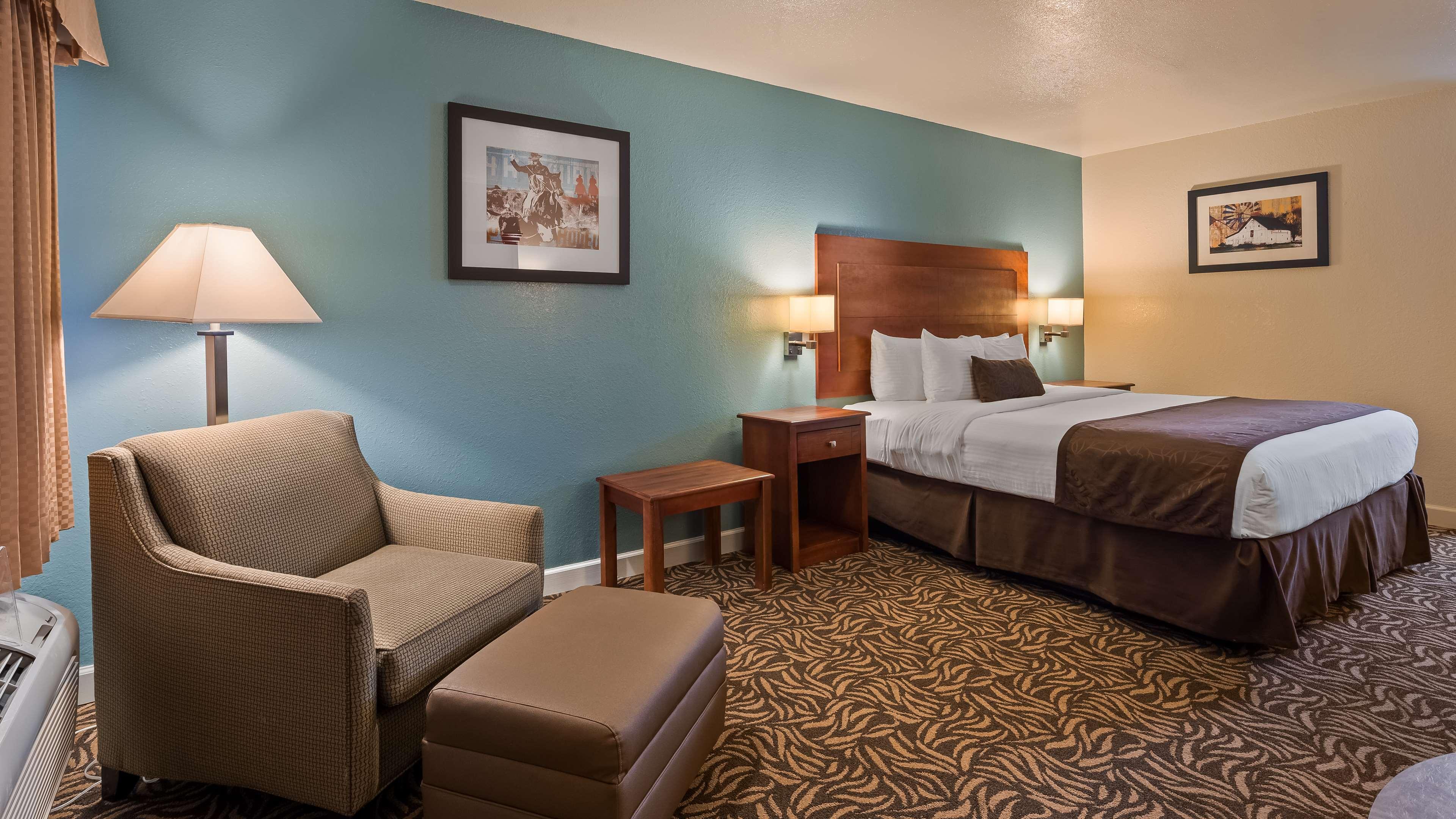 Best Western Regency Inn & Suites Gonzales Экстерьер фото