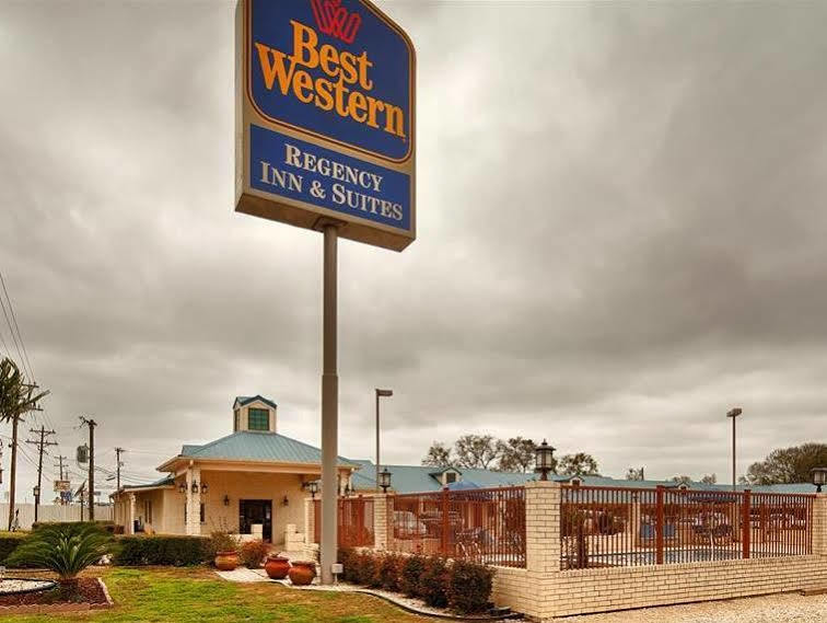 Best Western Regency Inn & Suites Gonzales Экстерьер фото